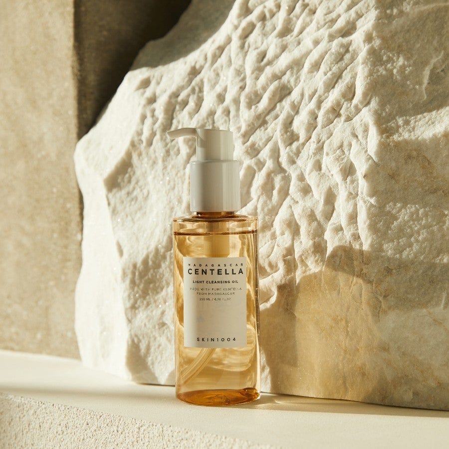 Centella Light Cleansing Oil - Doble Limpieza